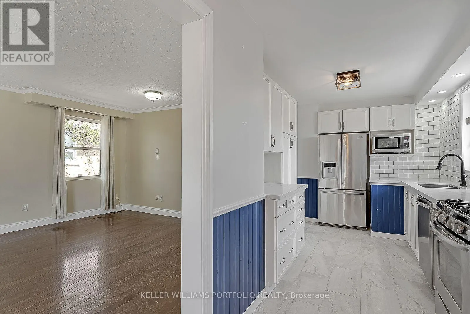 MAIN FLR - 1519 LAKESIDE STREET