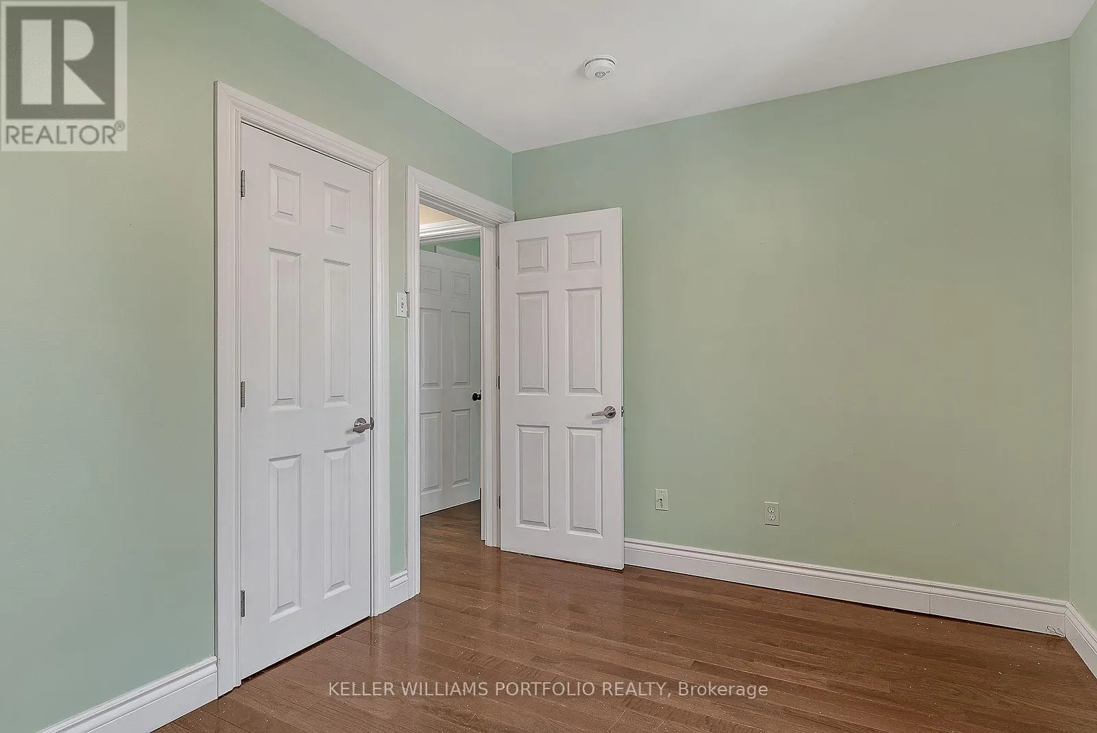 MAIN FLR - 1519 LAKESIDE STREET