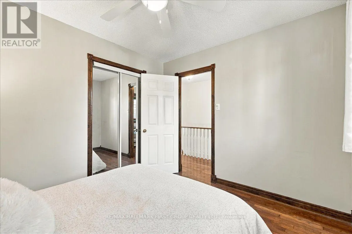 23 FLOWERS CRESCENT