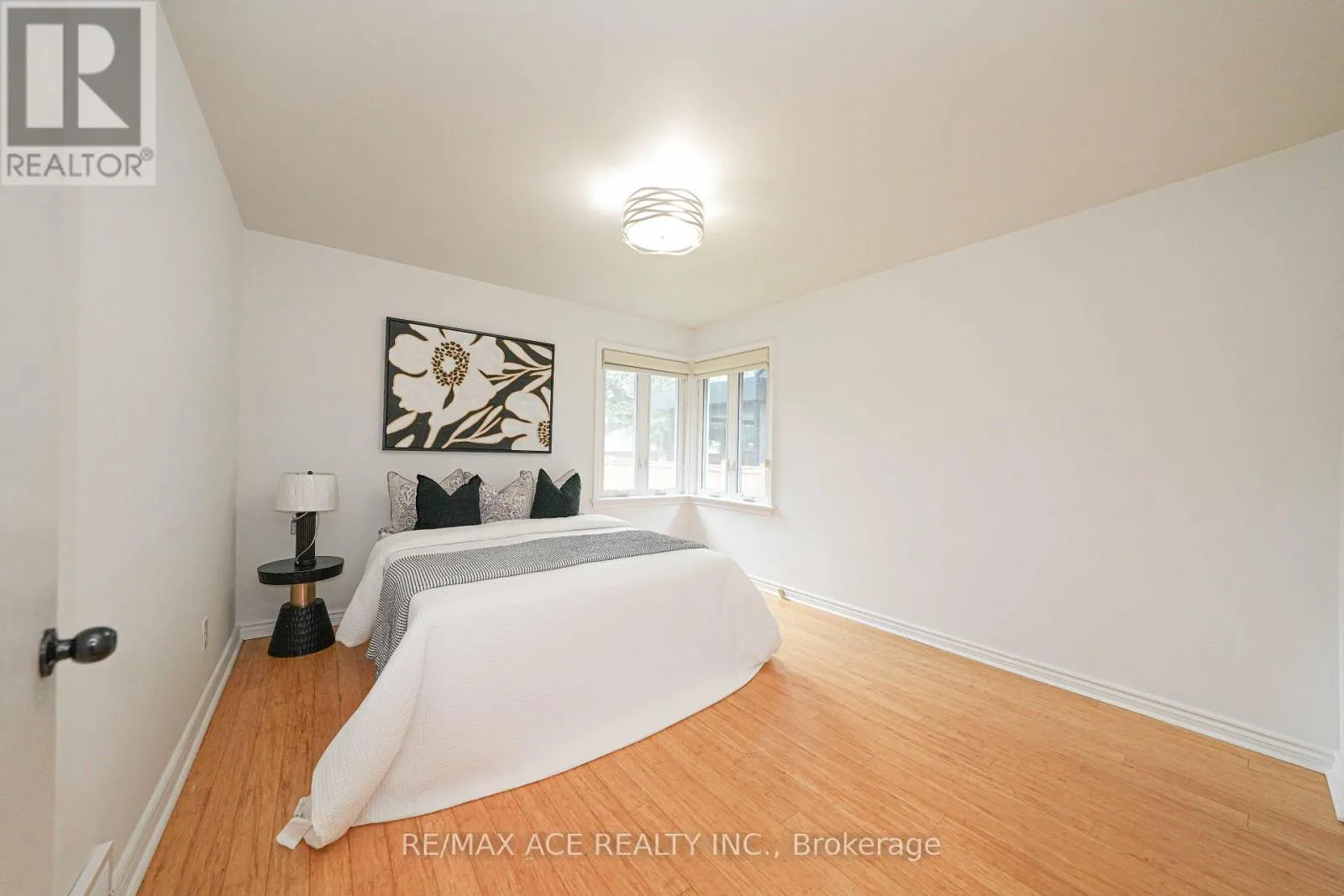 59 LILIAN DRIVE