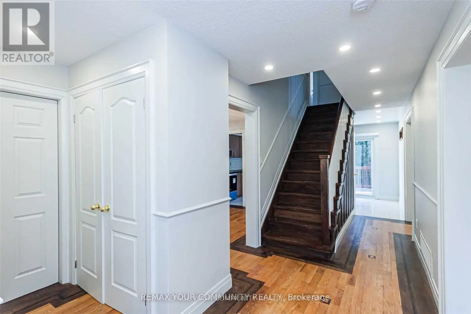 1138 THIMBLEBERRY CIRCLE