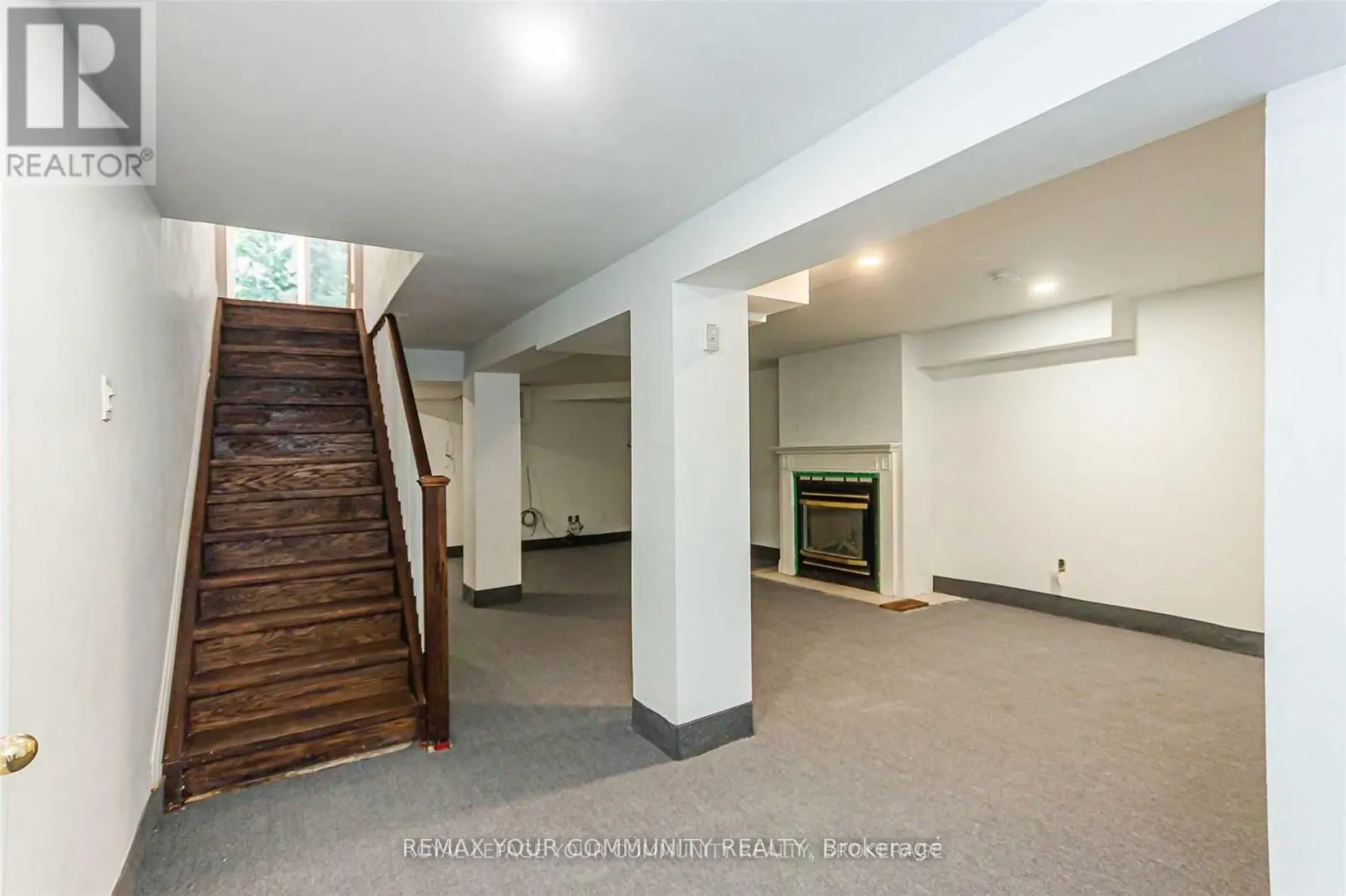 1138 THIMBLEBERRY CIRCLE