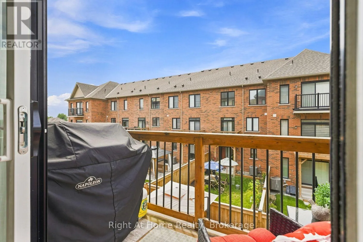 89 ELKINGTON CRESCENT