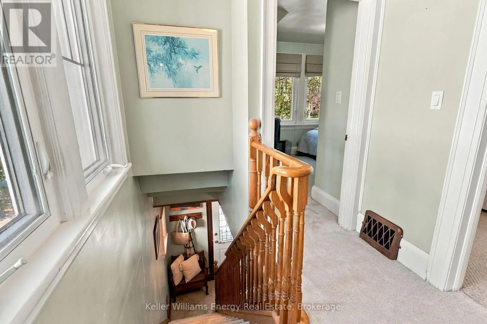 256 GROOMS AVENUE