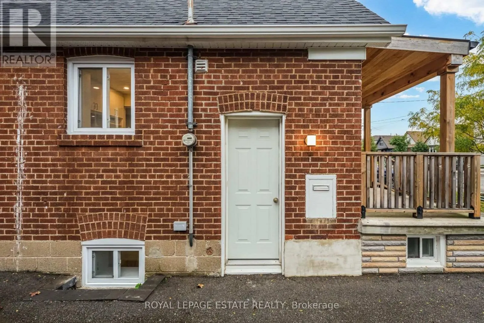 12 NORLONG BOULEVARD