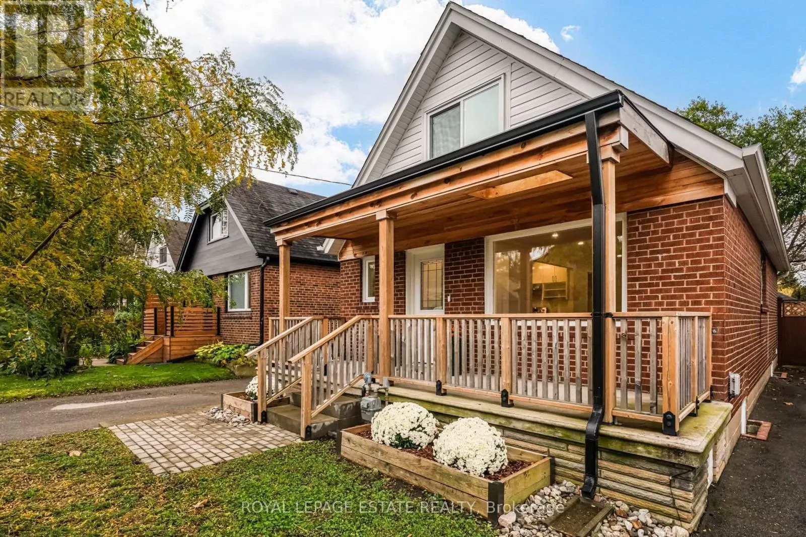 12 NORLONG BOULEVARD