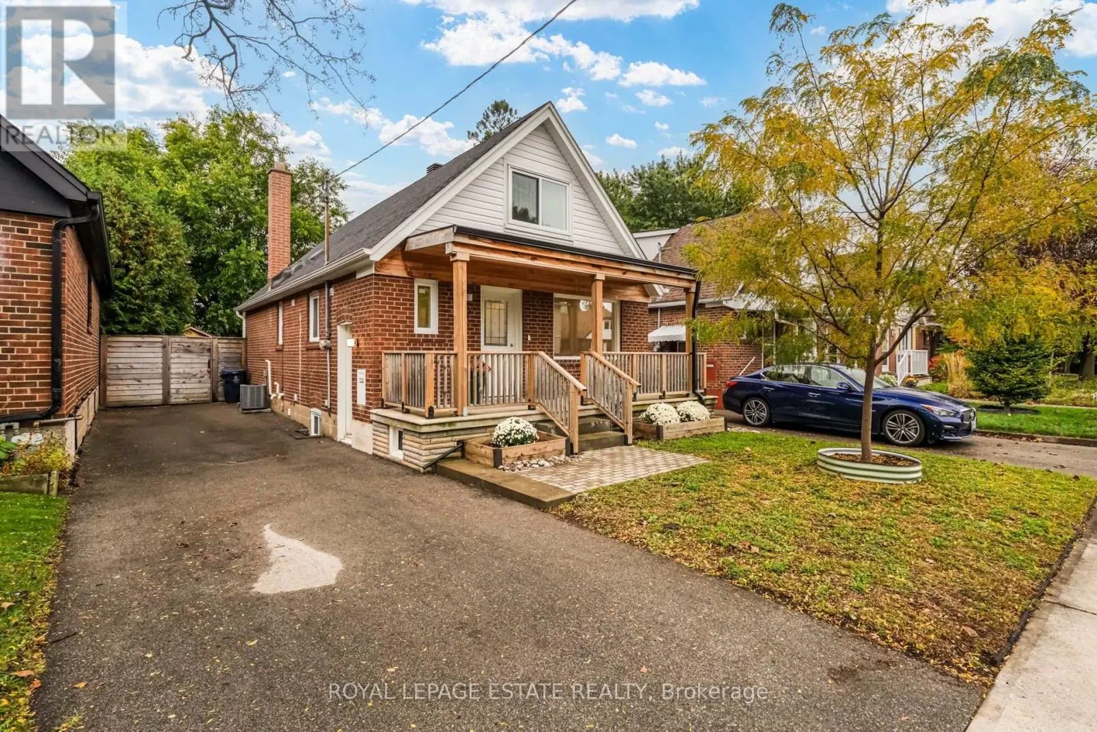 12 NORLONG BOULEVARD