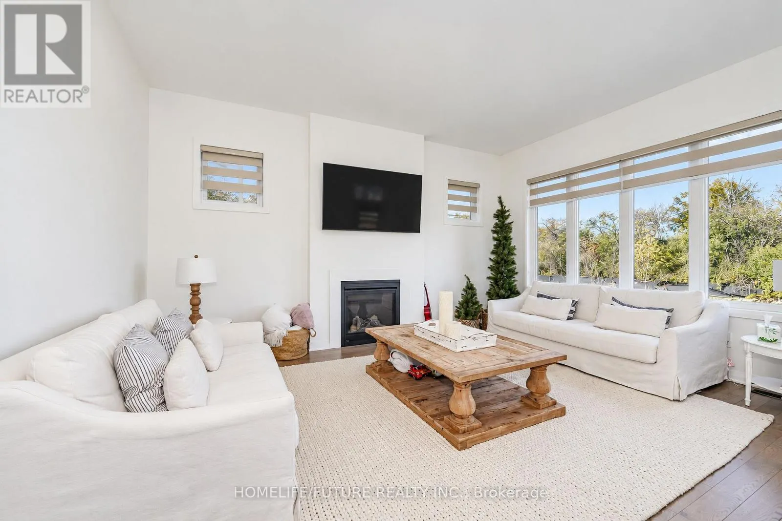 117 DEER RIDGE CRESCENT