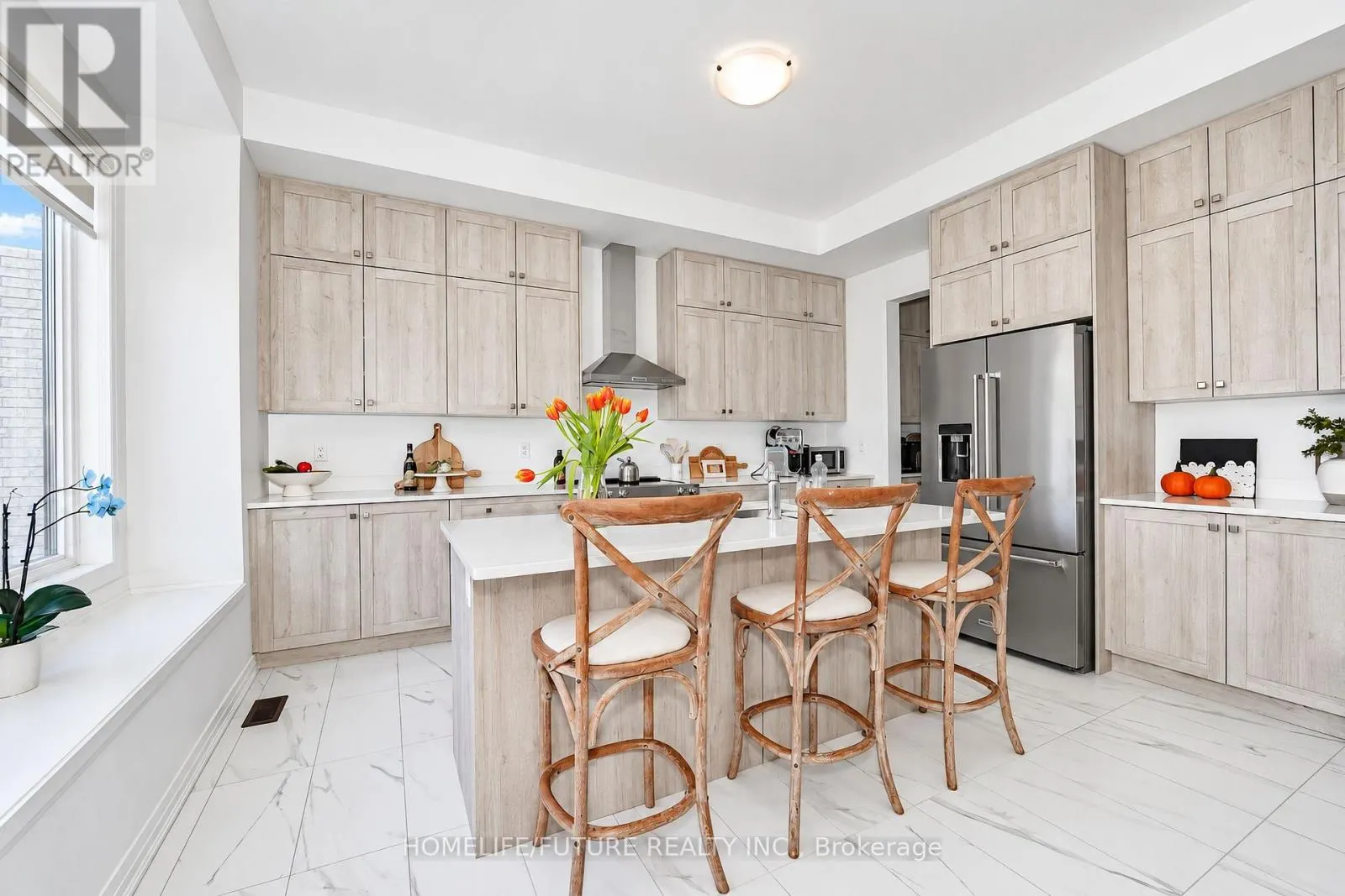 117 DEER RIDGE CRESCENT