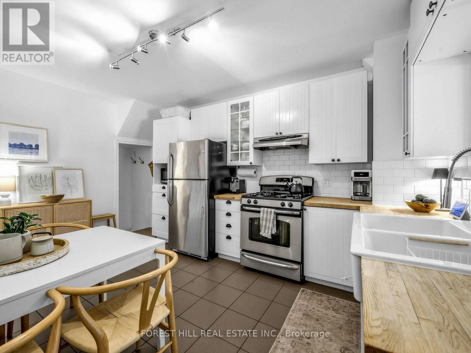84 WALPOLE AVENUE