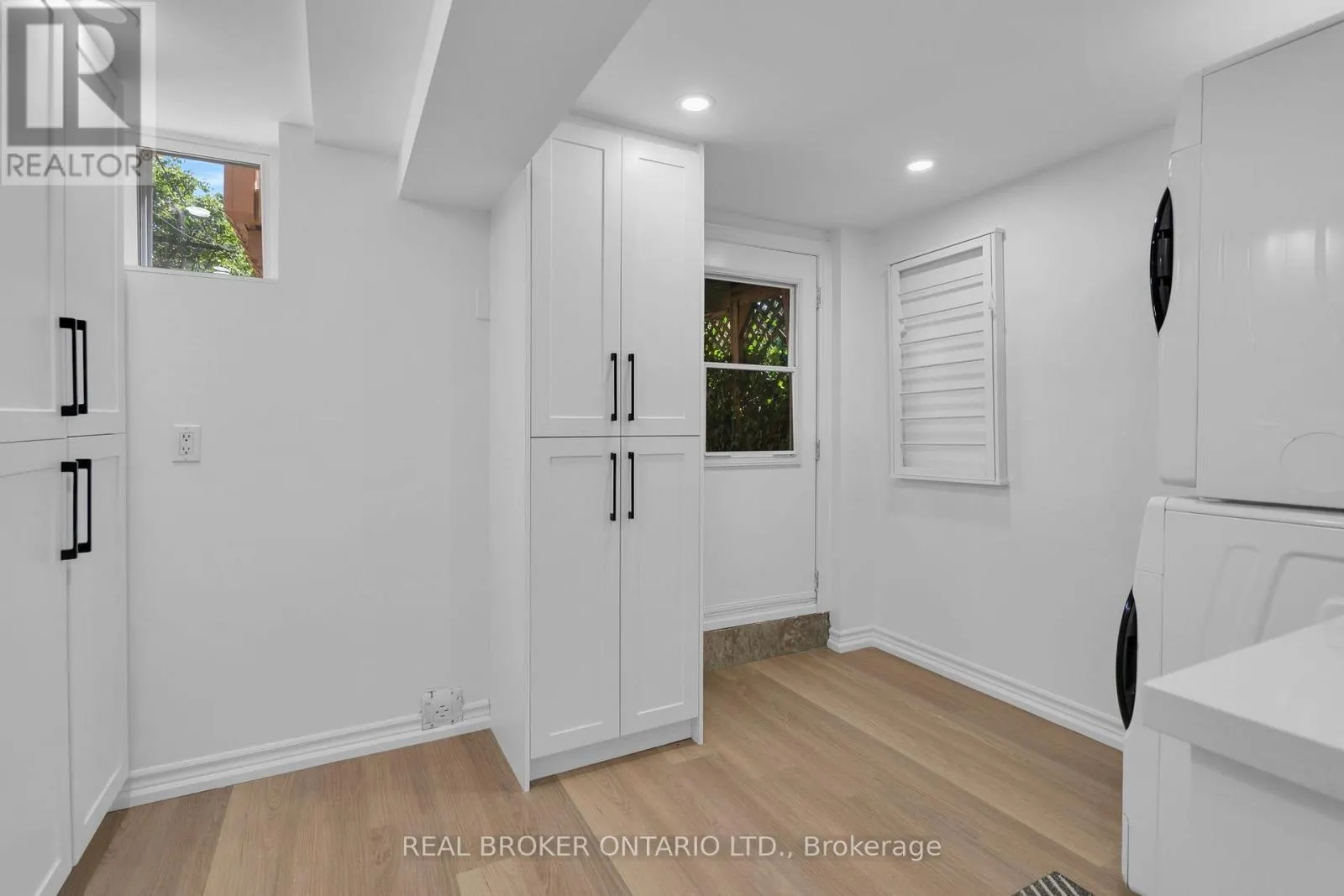 23 ALDRIDGE AVENUE