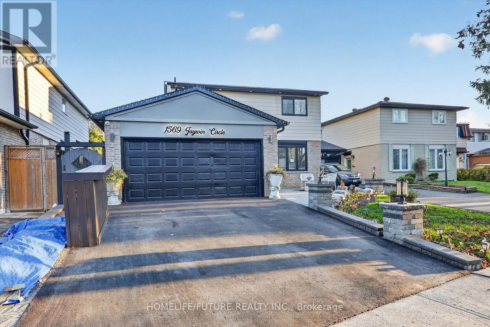1569 JAYWIN CIRCLE