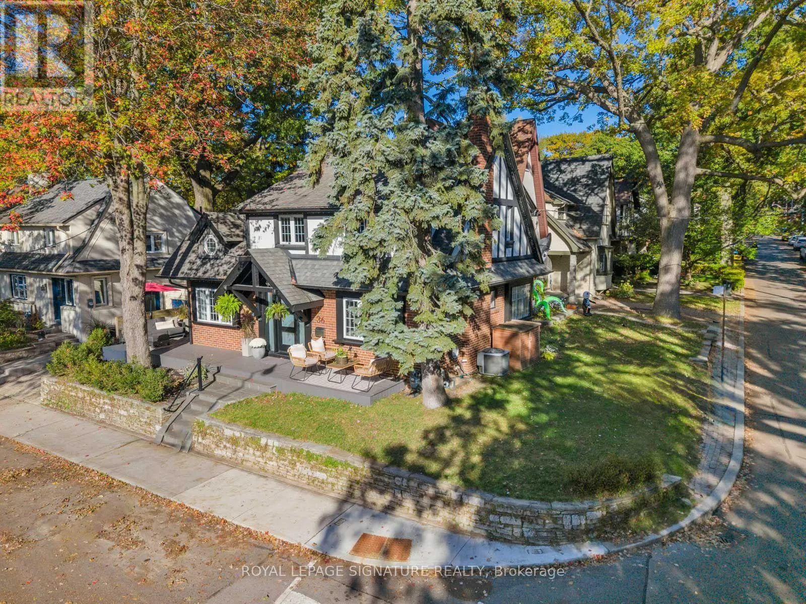 36 DUART PARK ROAD