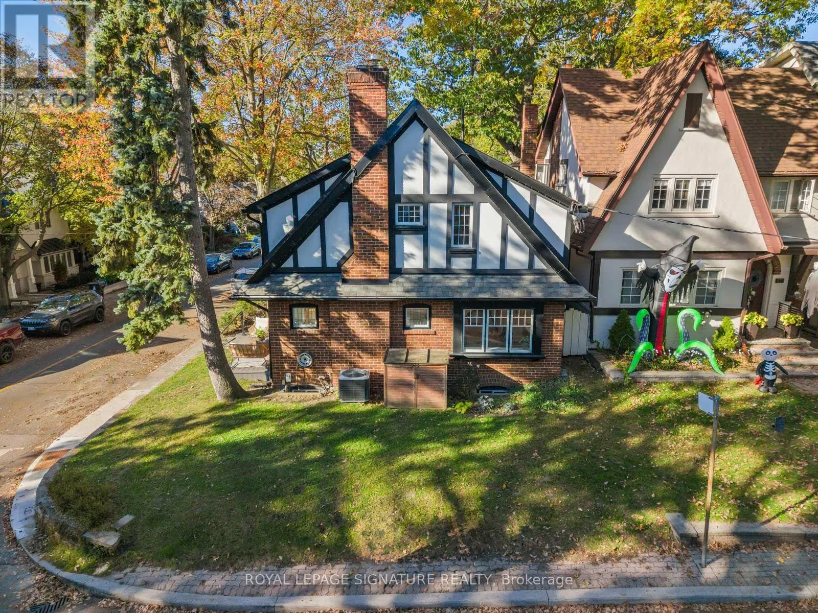 36 DUART PARK ROAD