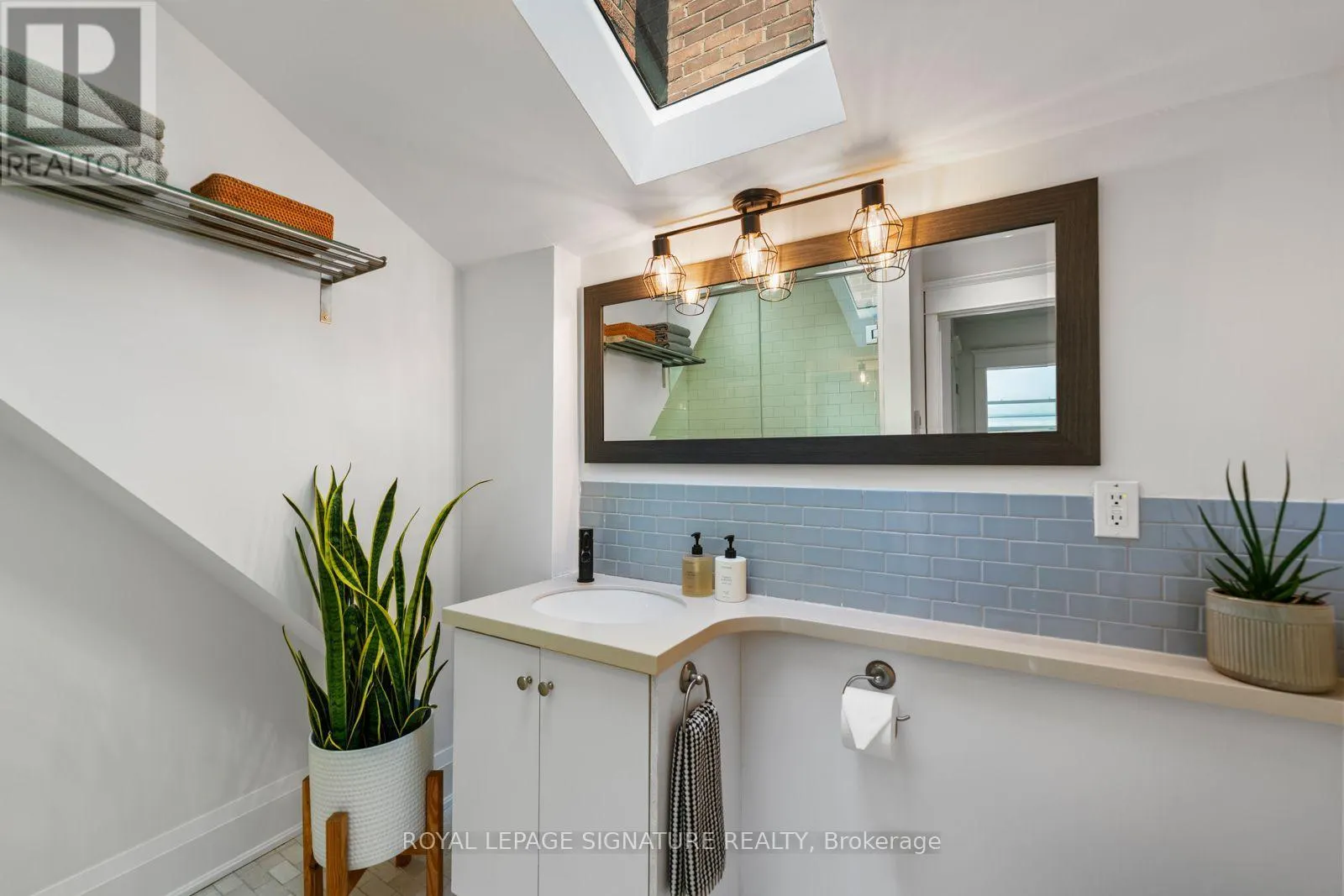 36 DUART PARK ROAD