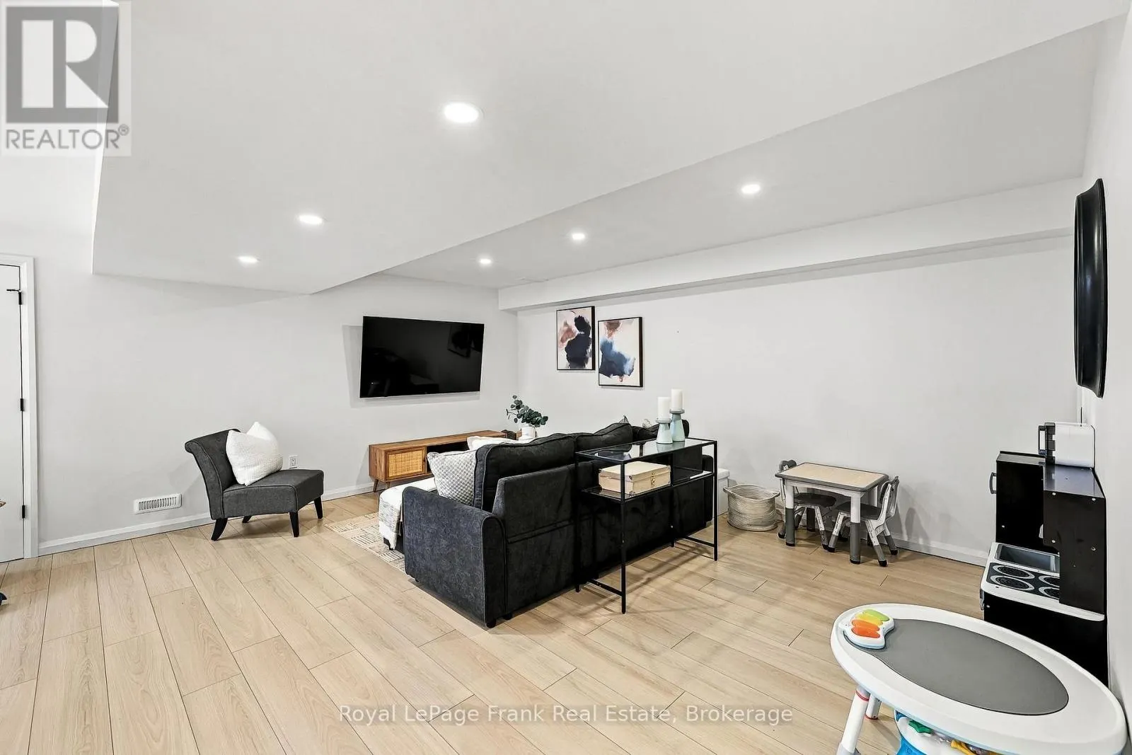 30 DOCTOR ARCHER DRIVE