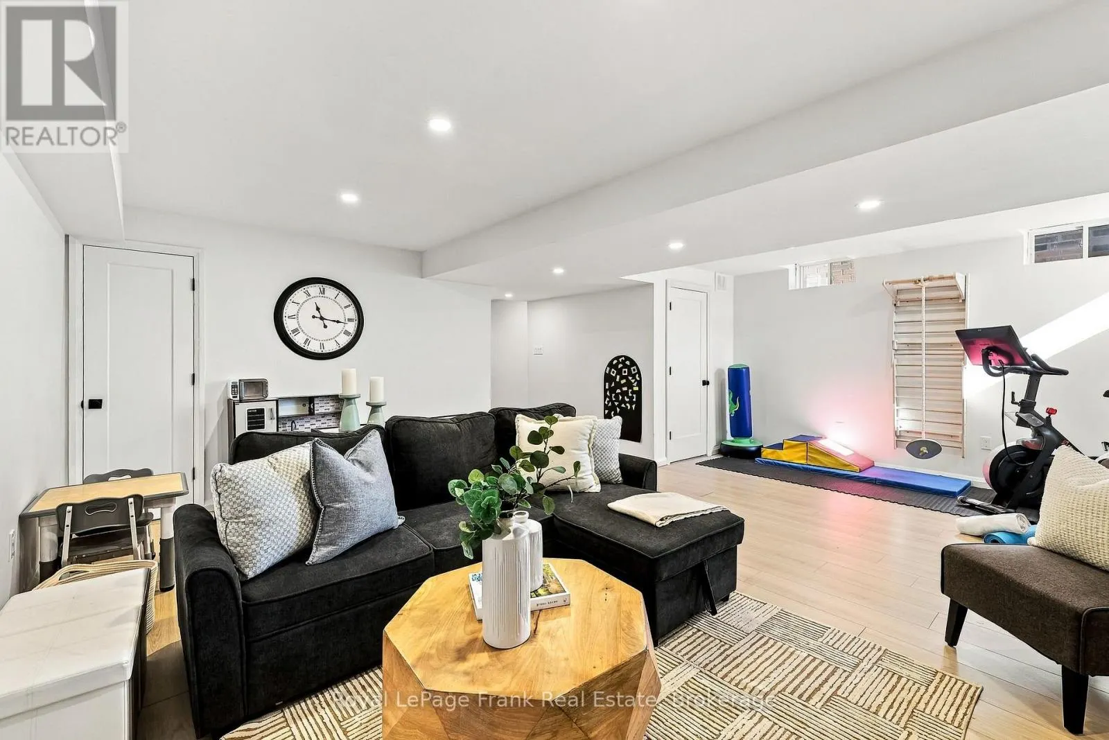 30 DOCTOR ARCHER DRIVE