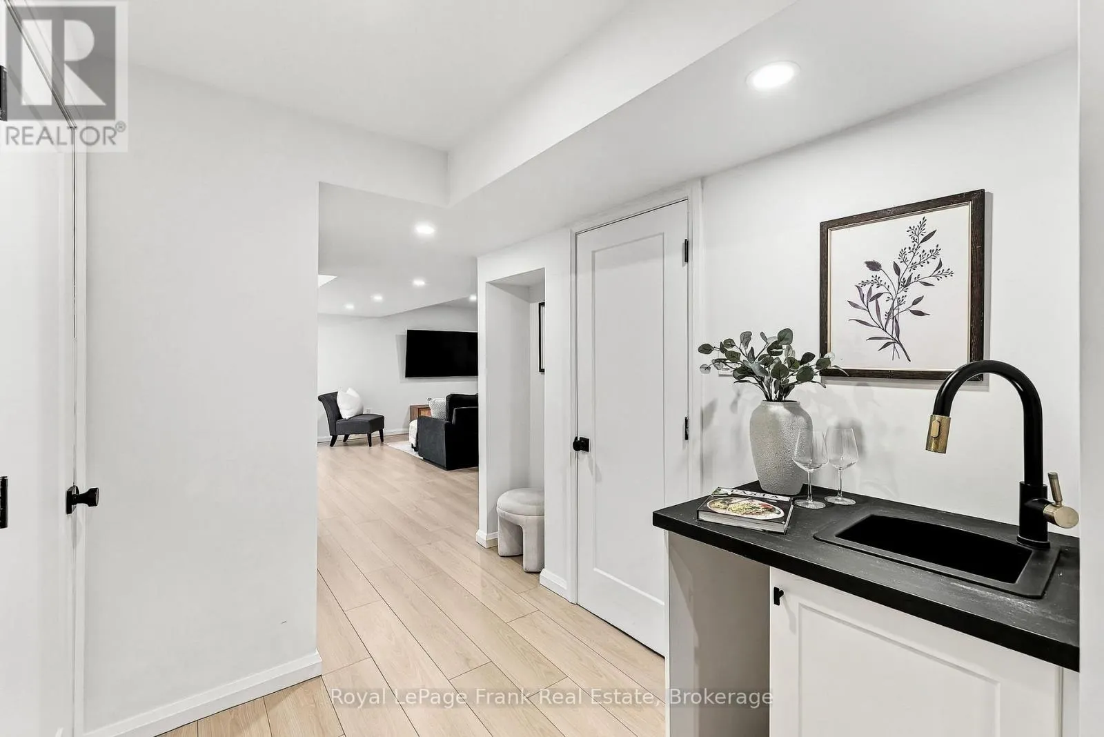 30 DOCTOR ARCHER DRIVE