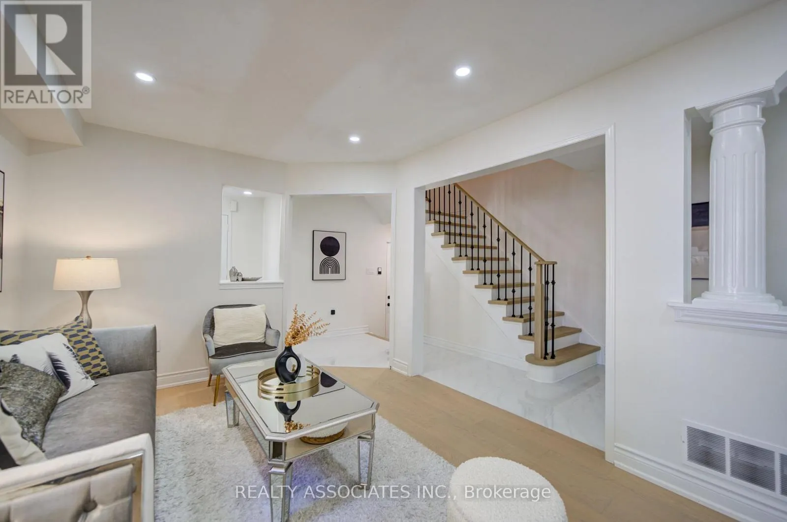 71 HIGHHILL DRIVE