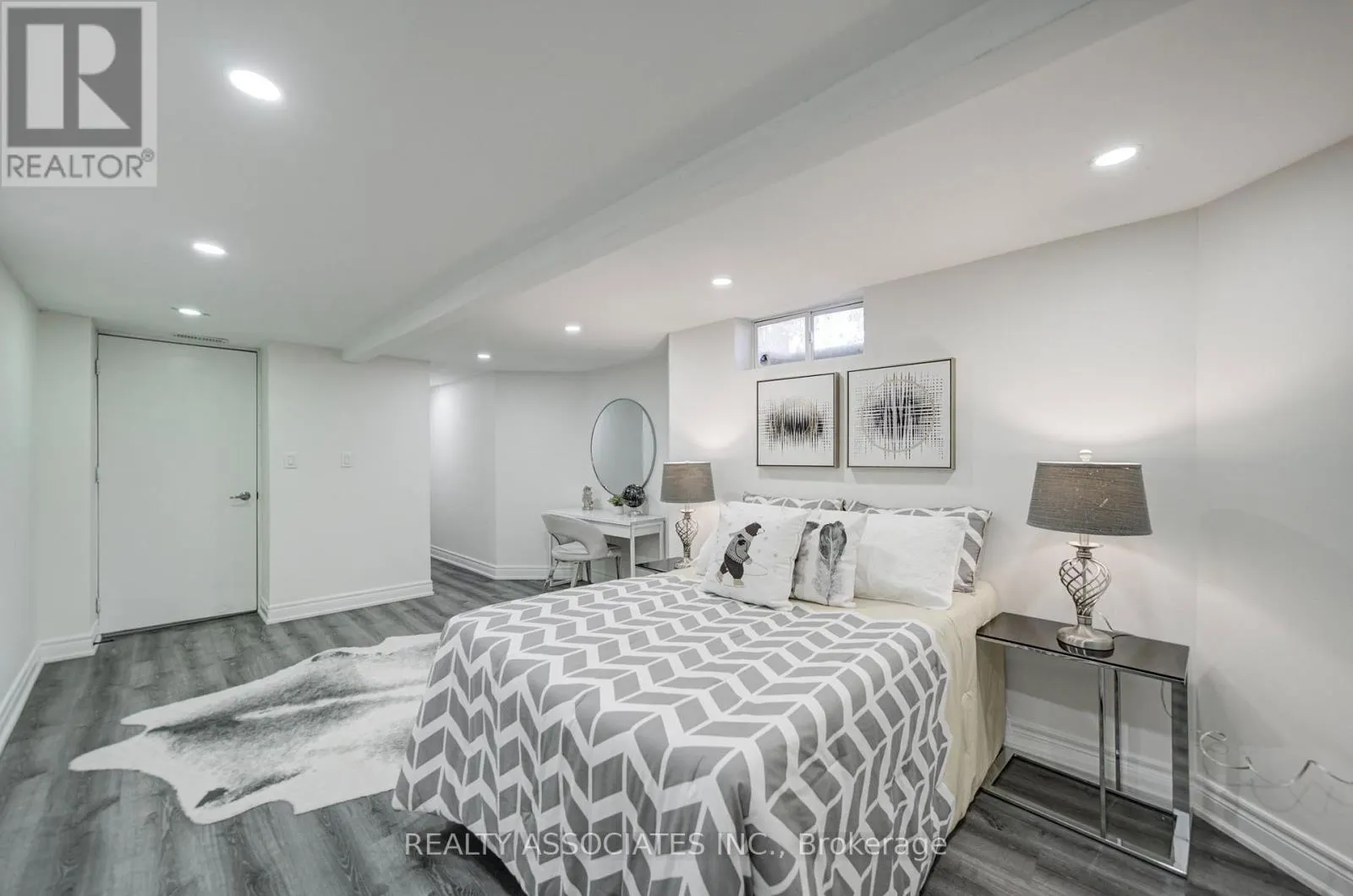 71 HIGHHILL DRIVE