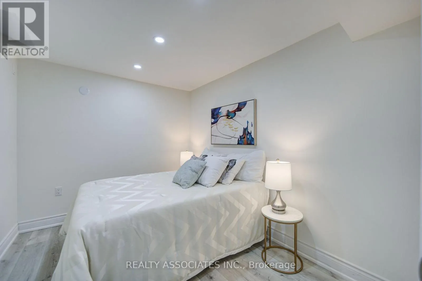 71 HIGHHILL DRIVE