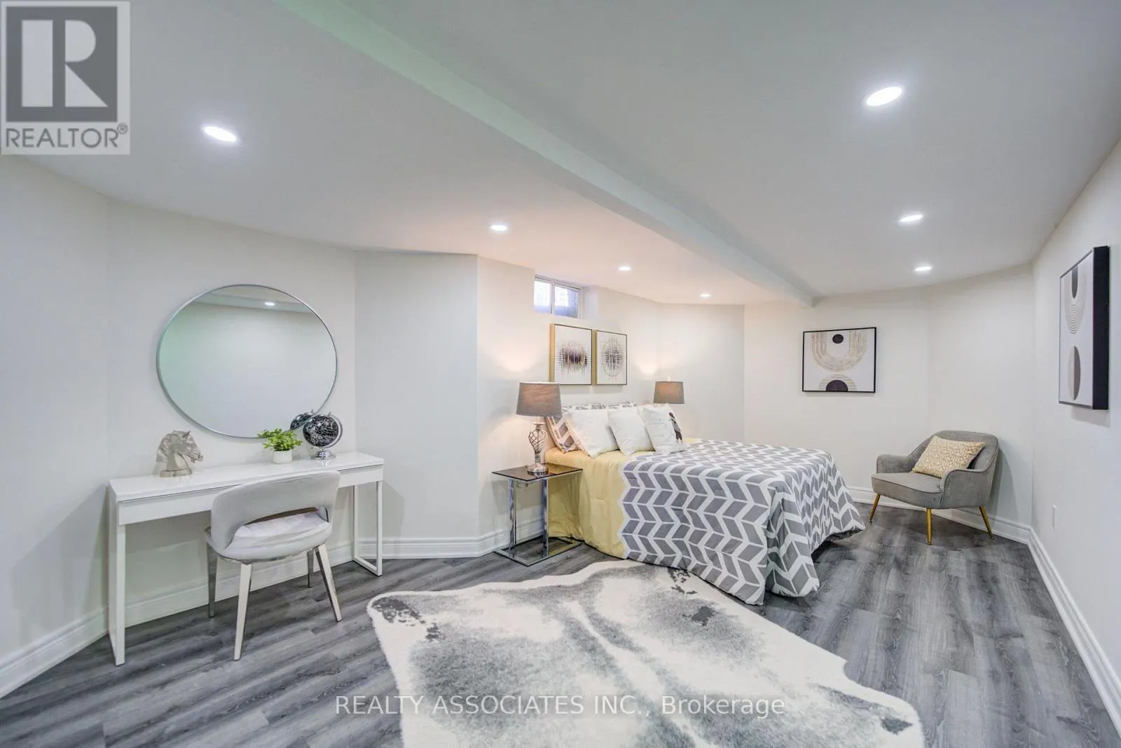 71 HIGHHILL DRIVE
