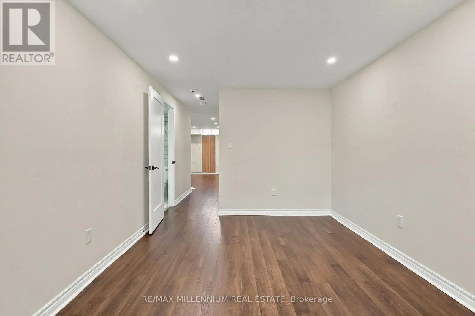 2557 CANADIAN STREET