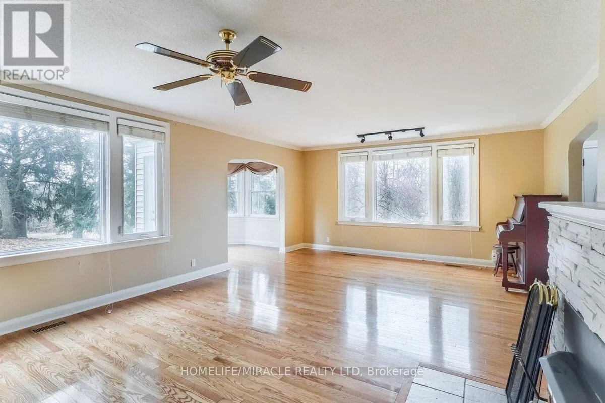 520 GILLMOSS ROAD
