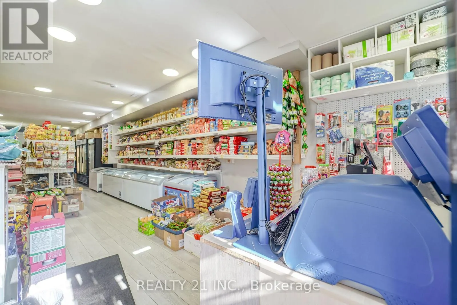 3468 DANFORTH AVENUE