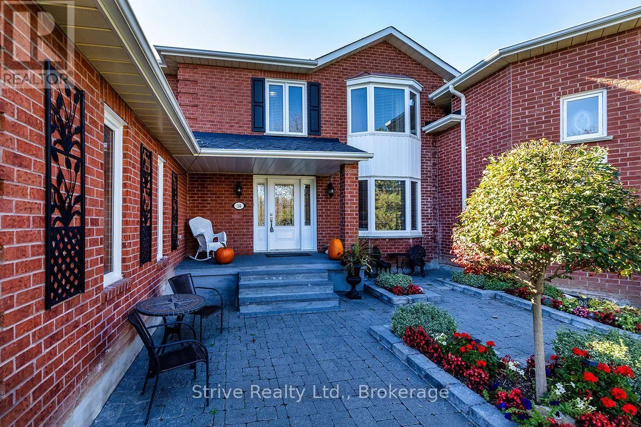14 CHRISTIE CRESCENT
