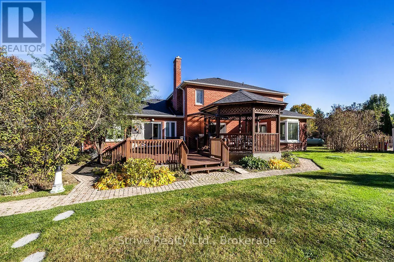 14 CHRISTIE CRESCENT