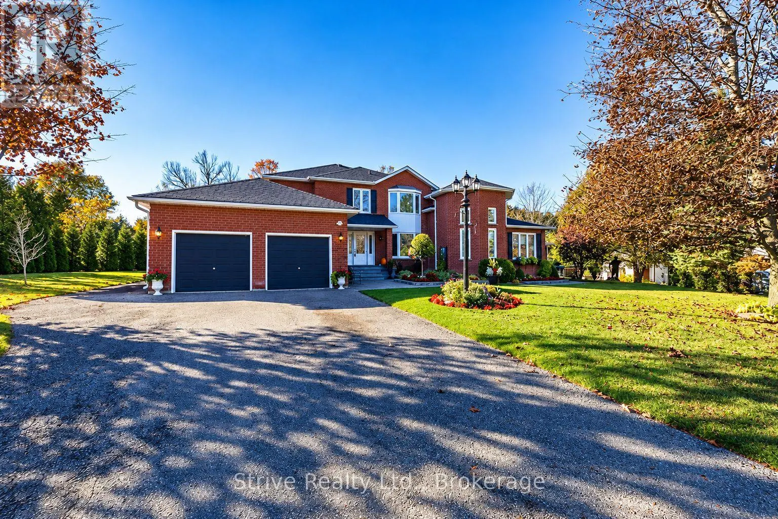 14 CHRISTIE CRESCENT