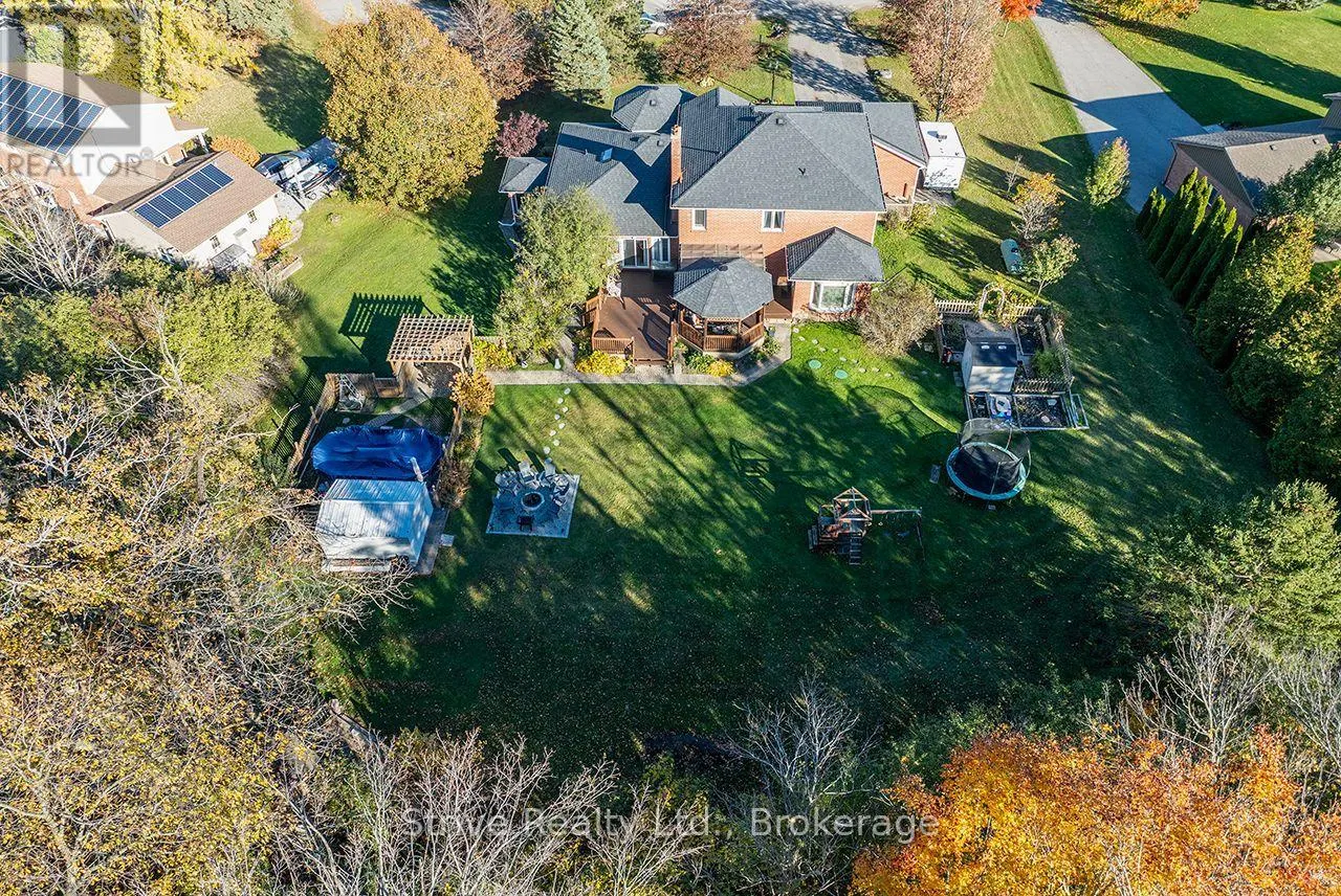 14 CHRISTIE CRESCENT