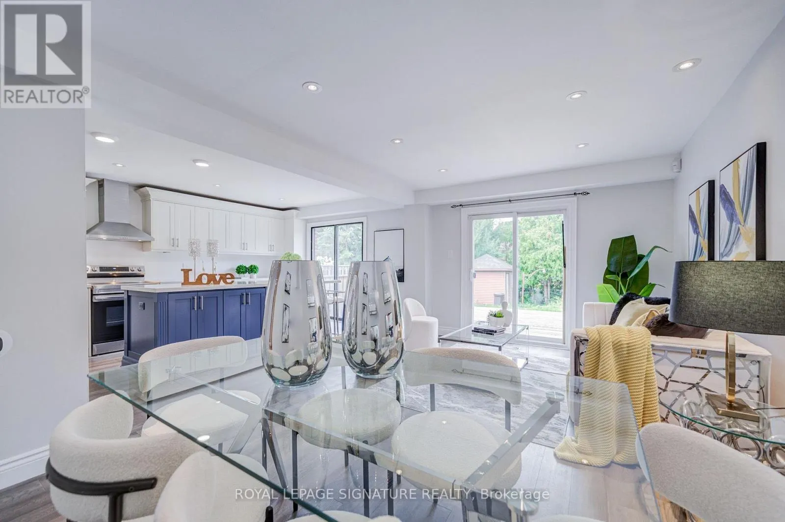 1132 CEDARCROFT CRESCENT