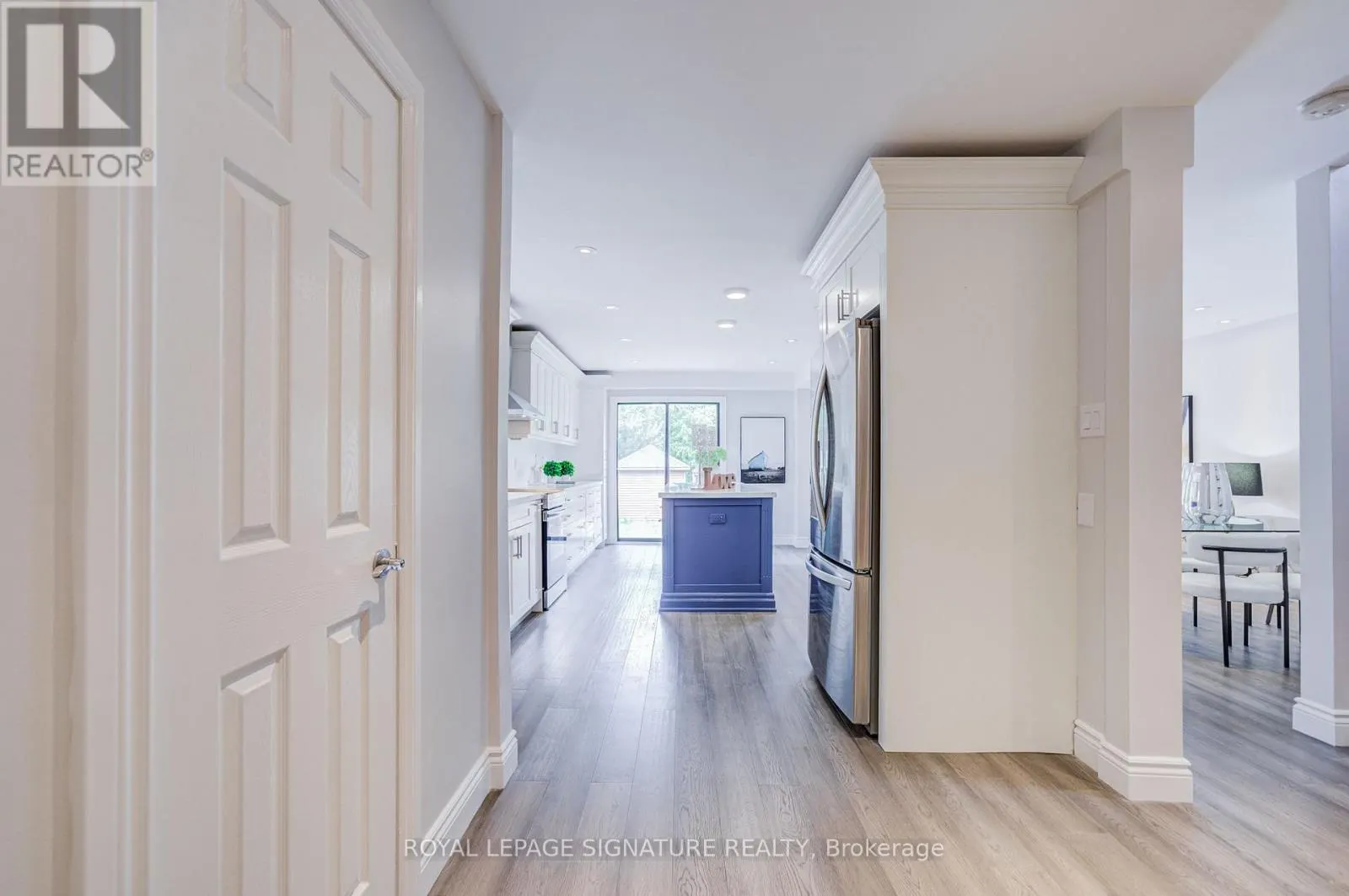 1132 CEDARCROFT CRESCENT