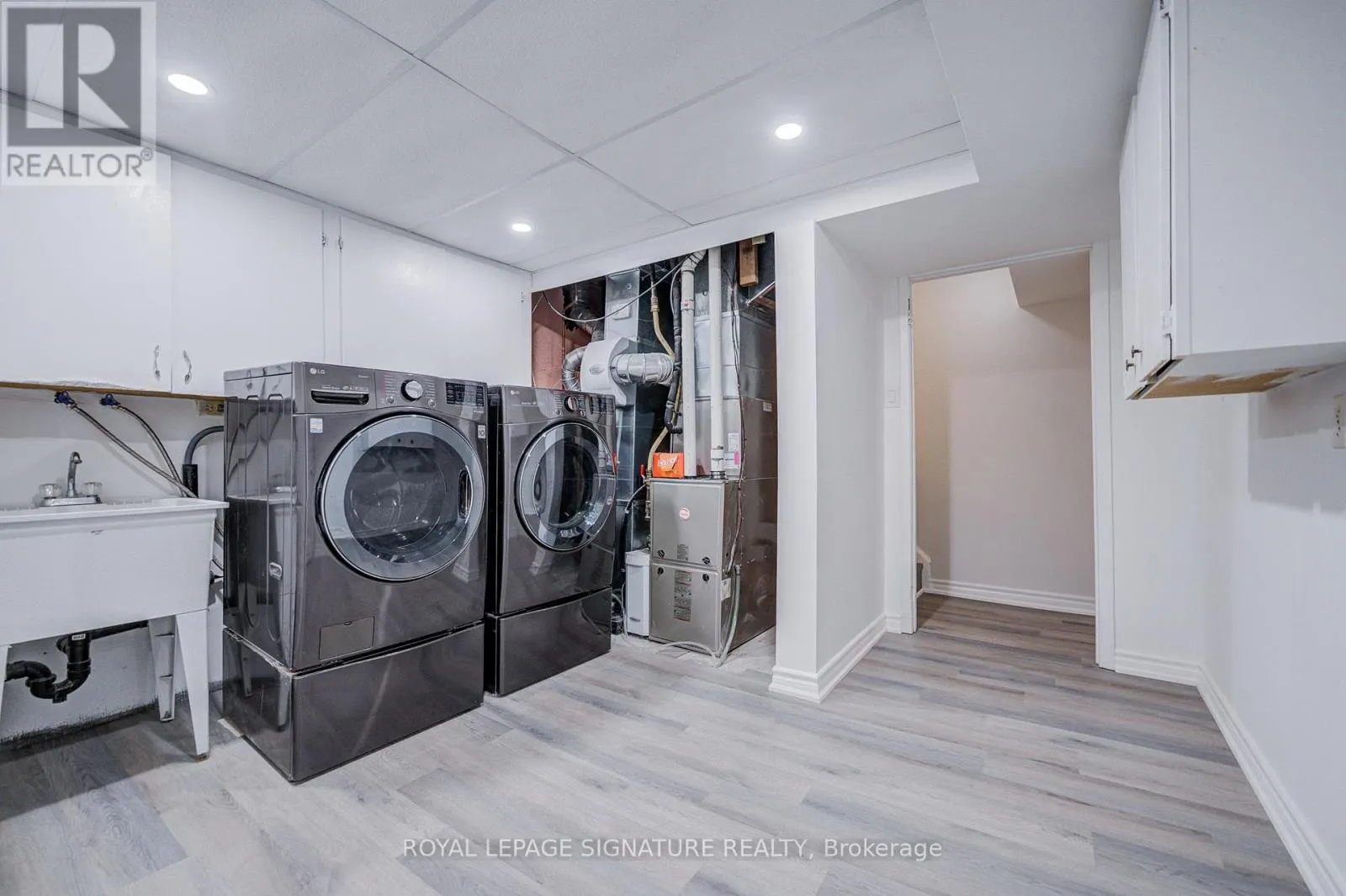 1132 CEDARCROFT CRESCENT