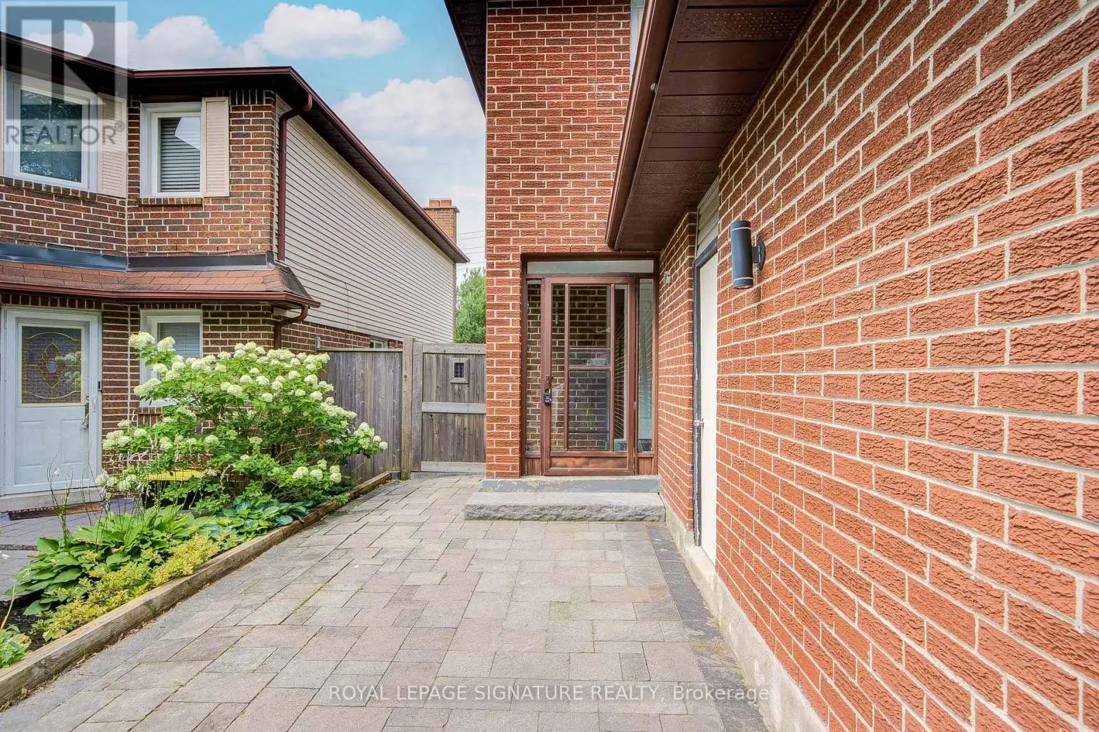1132 CEDARCROFT CRESCENT