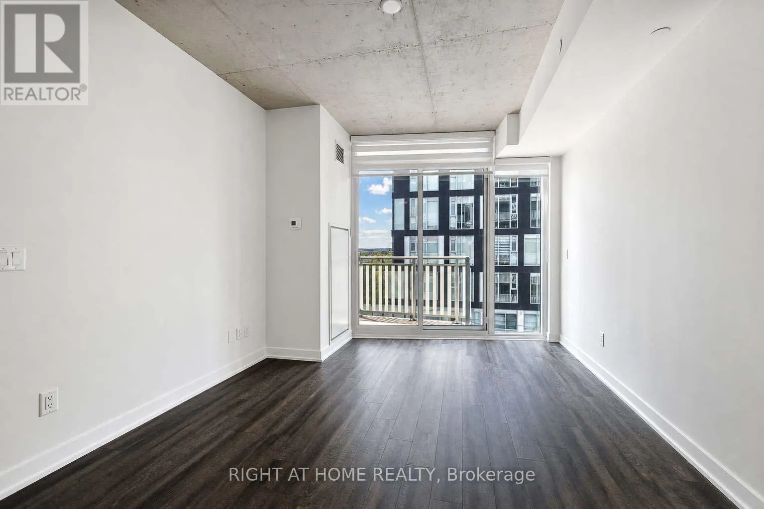 903 - 45 BASEBALL PLACE