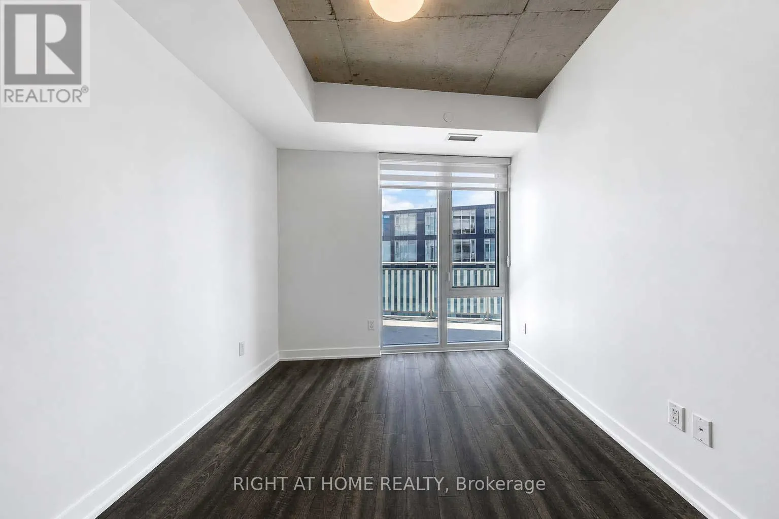 903 - 45 BASEBALL PLACE