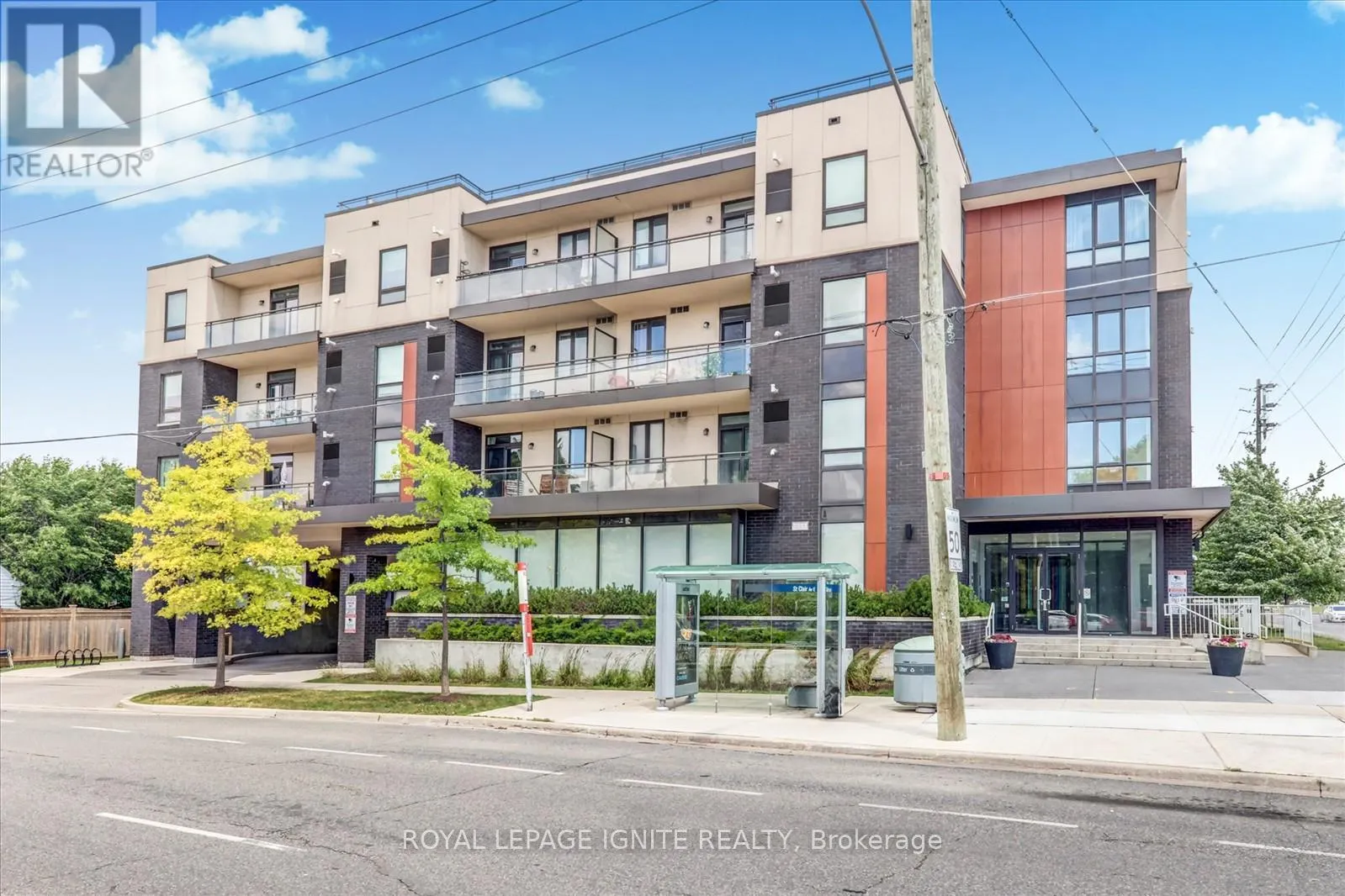 116 - 3560 ST CLAIR AVENUE E