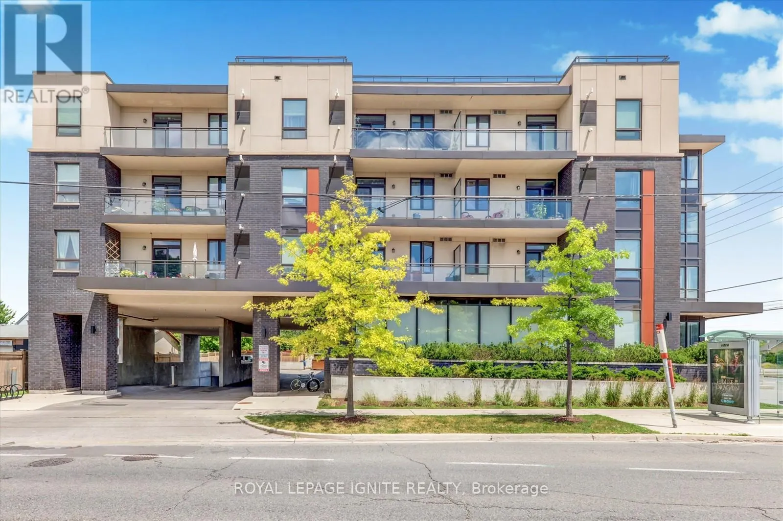 116 - 3560 ST CLAIR AVENUE E