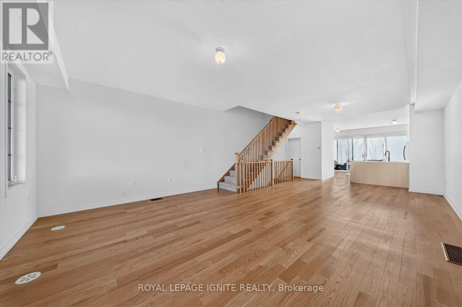 67 KING GEORGE WAY