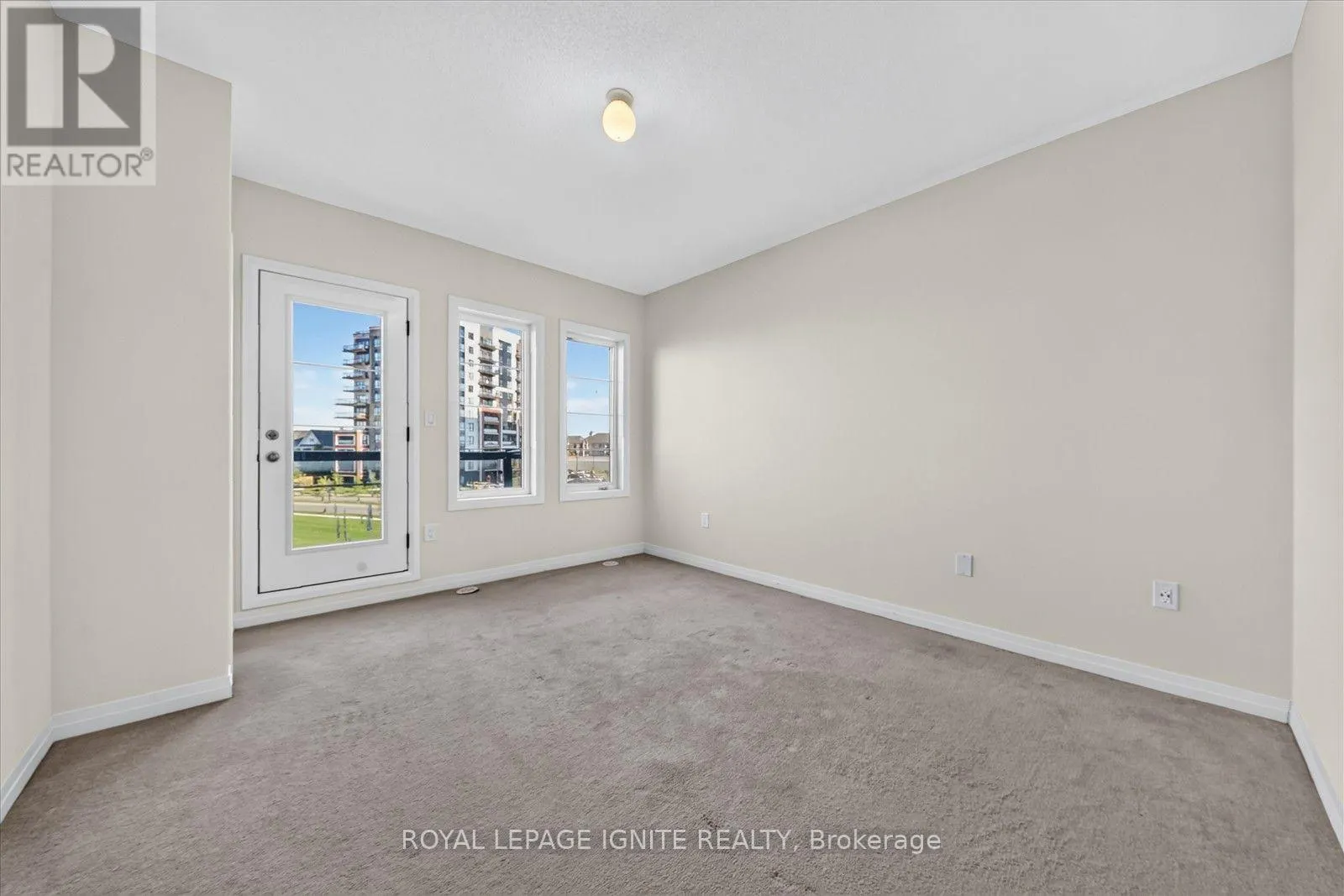 67 KING GEORGE WAY