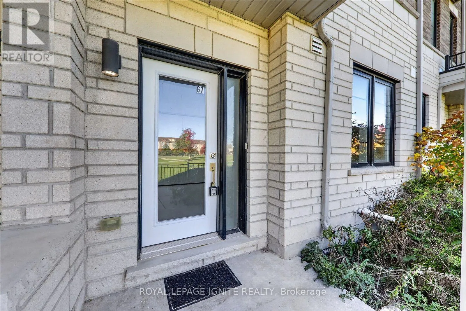 67 KING GEORGE WAY