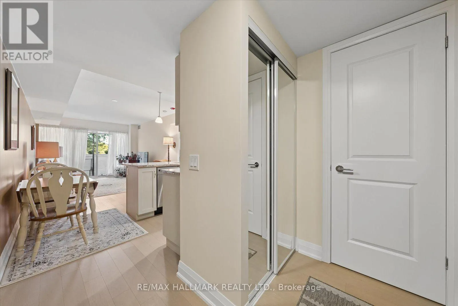 305 - 1400 KINGSTON ROAD