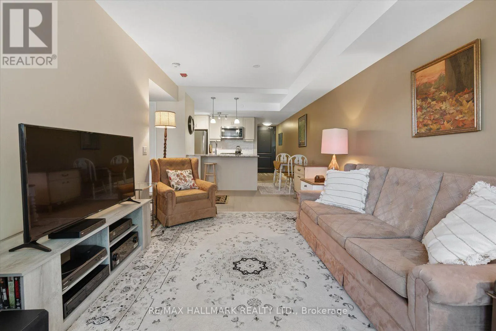 305 - 1400 KINGSTON ROAD