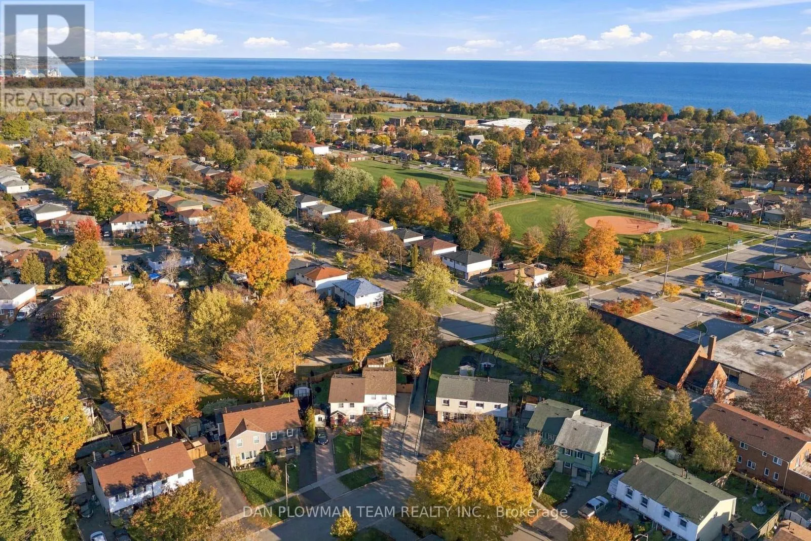 1385 FENELON CRESCENT