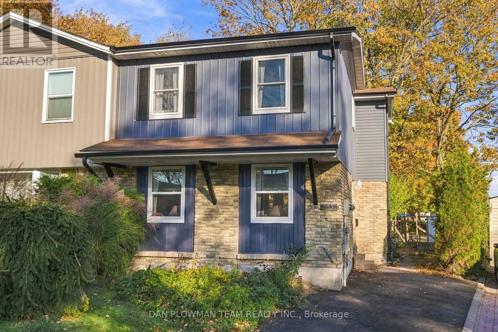 1385 FENELON CRESCENT