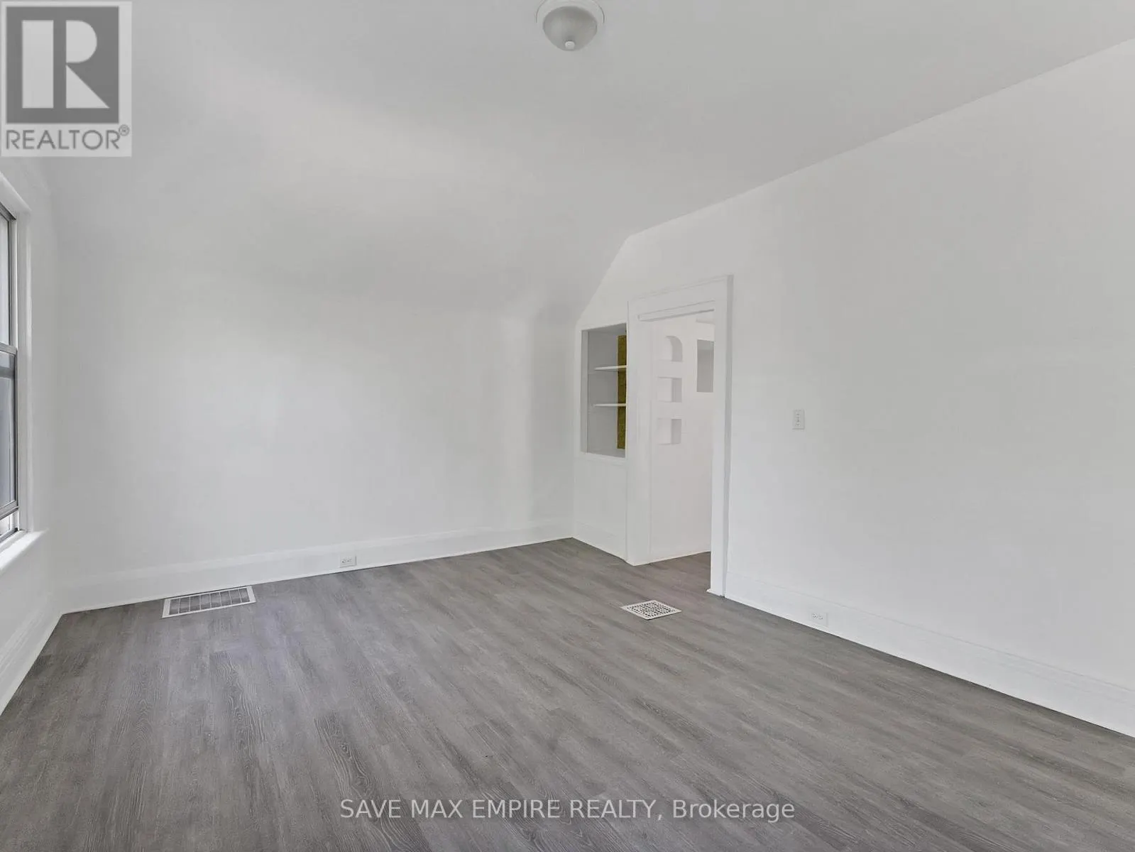 19 MINTO STREET