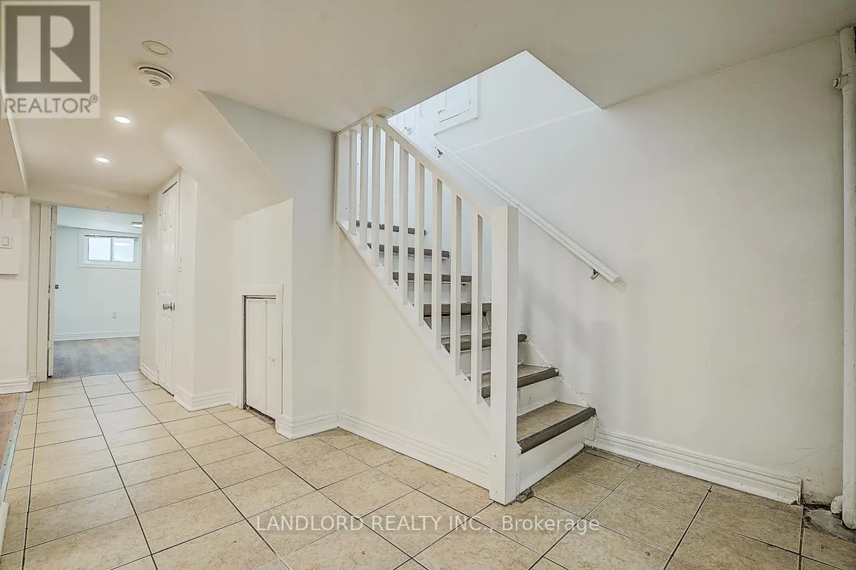 LOWER - 79 O'CONNOR DRIVE